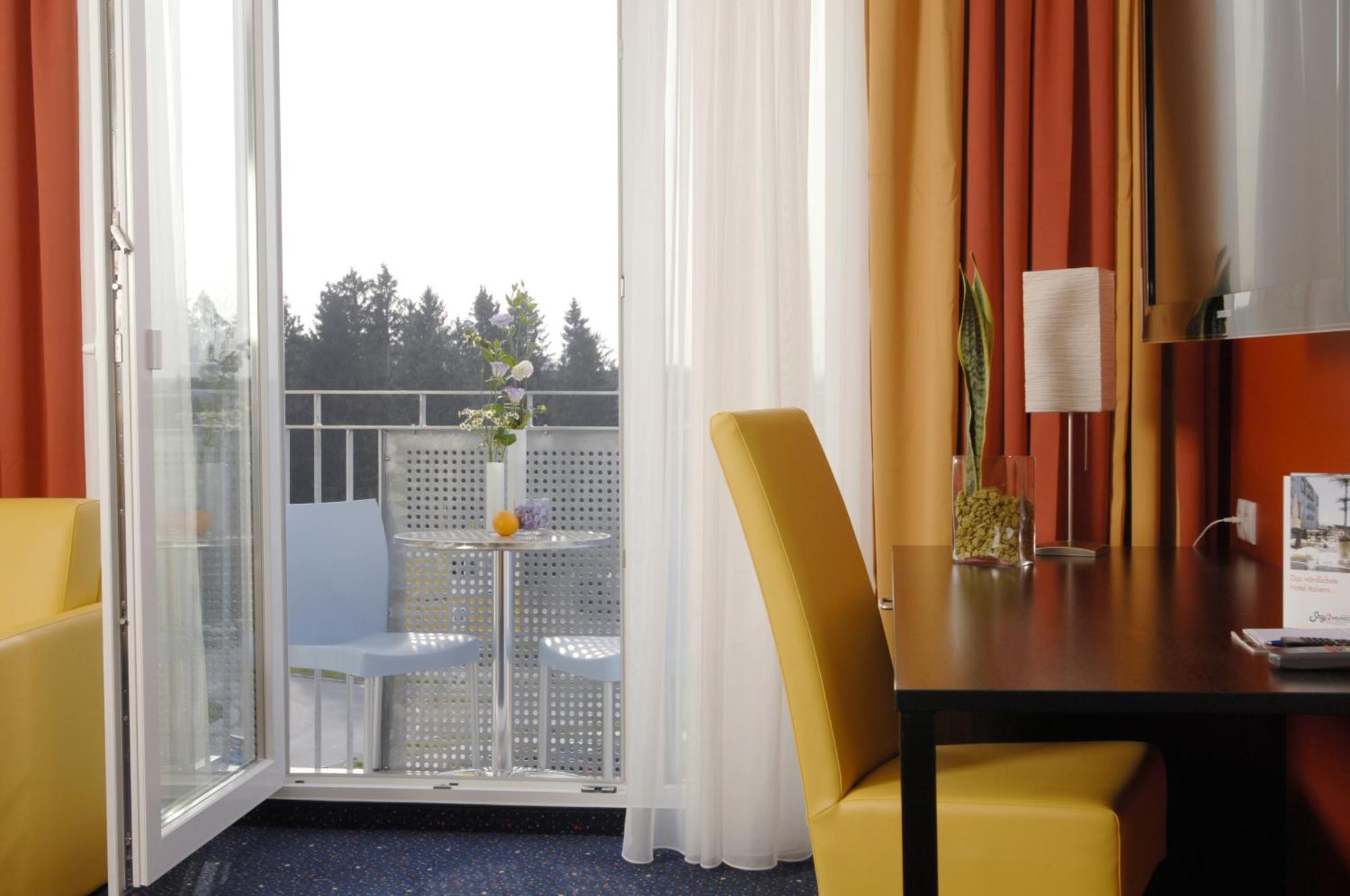 Stay2Munich Hotel & Serviced Apartments Brunnthal Exterior photo